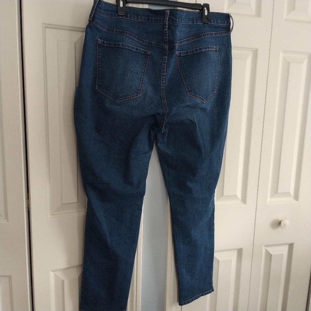 Old Navy Original Mid Rise Dark Wash Straight Jeans 20 - Picture 2 of 9